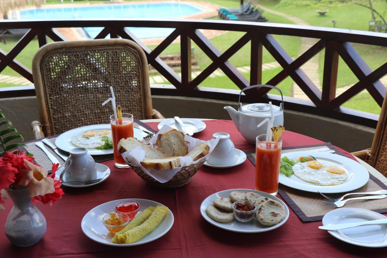 Hibiscus Garden Hotel Tissamaharama Zewnętrze zdjęcie